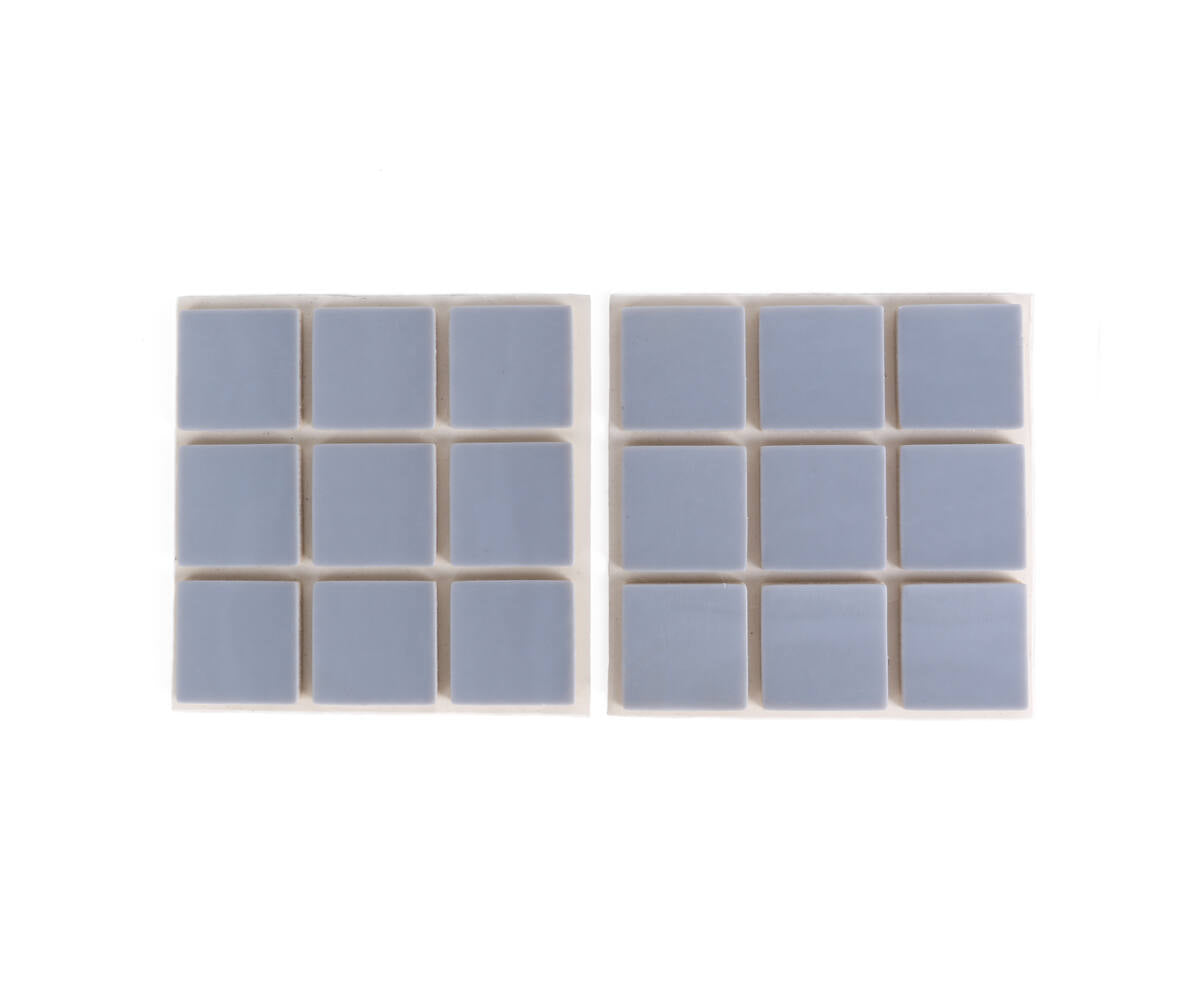 Antikrasvilt 25x25 mm, 18 dlg, beschermt vloeren tegen krassen.