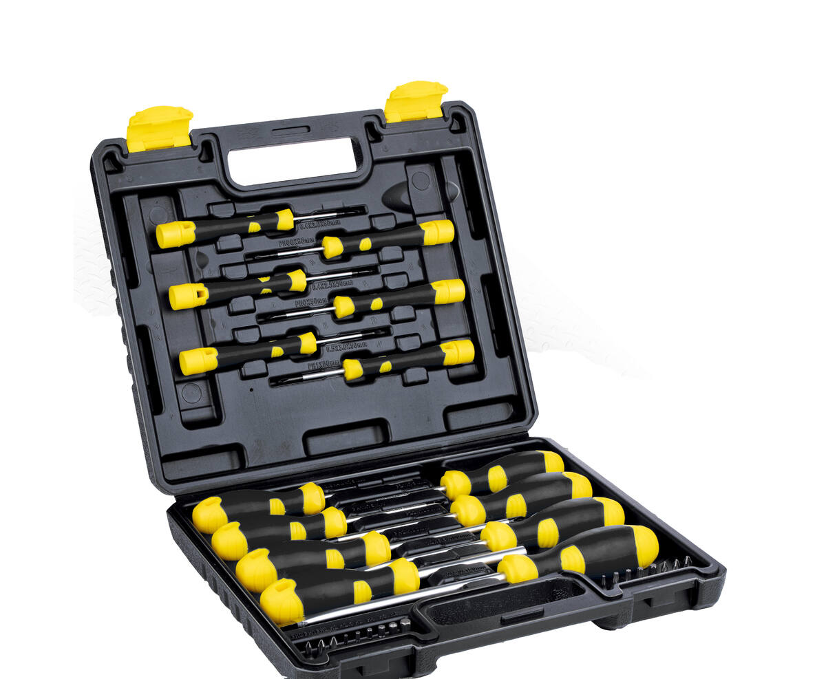 Schroevendraaier Set 32 dlg: 7 schroevendraaiers, 6 precisie, 17 bits.