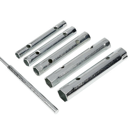 6-delige pijpsleutelset: Staal, maten 8-17 mm, voor auto- en fietswerk.