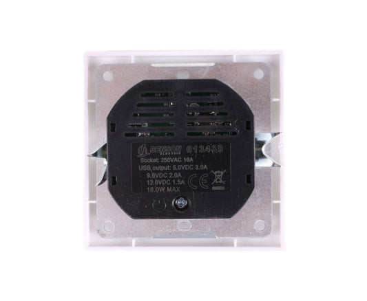 Stopcontact RA Inbouw 250V 16A met USB-A/C 18W Wit voor Opladen