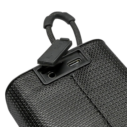 Bluetooth speaker mini – Materiaal ABS+Dacron+Siliconen, Afmeting 7,5 x 4,2 x 8,9 cm