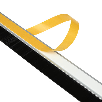 Tochtstrip borstel 100 cm aluminium zilver – Toepassing voor op onderzijde van deuren